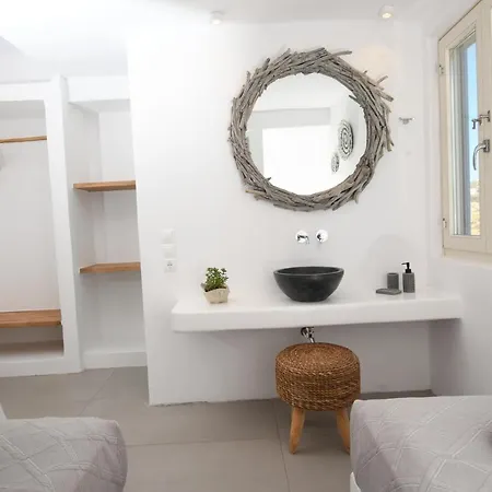 Super Paradise Pebbles Mykonos Town